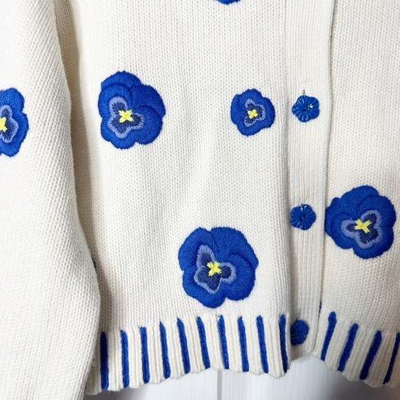 Alice + Olivia Brigid Embroidered Cropped Cardigan Size Small - Picture 7 of 13